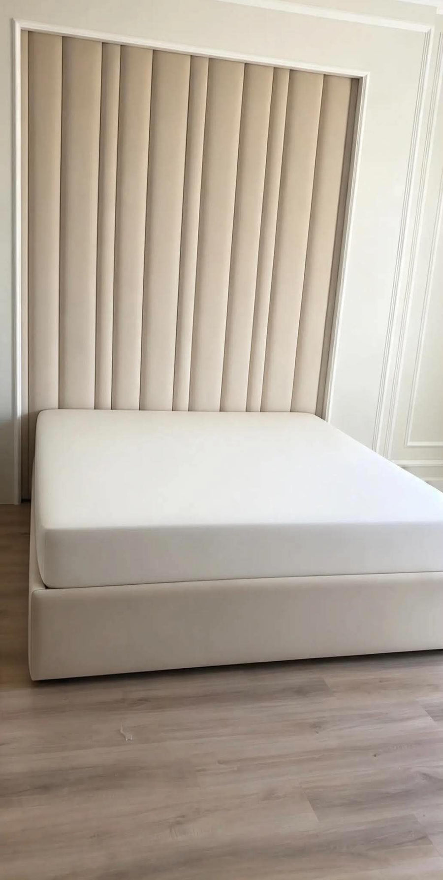 Wall Panel Head Board Design 012